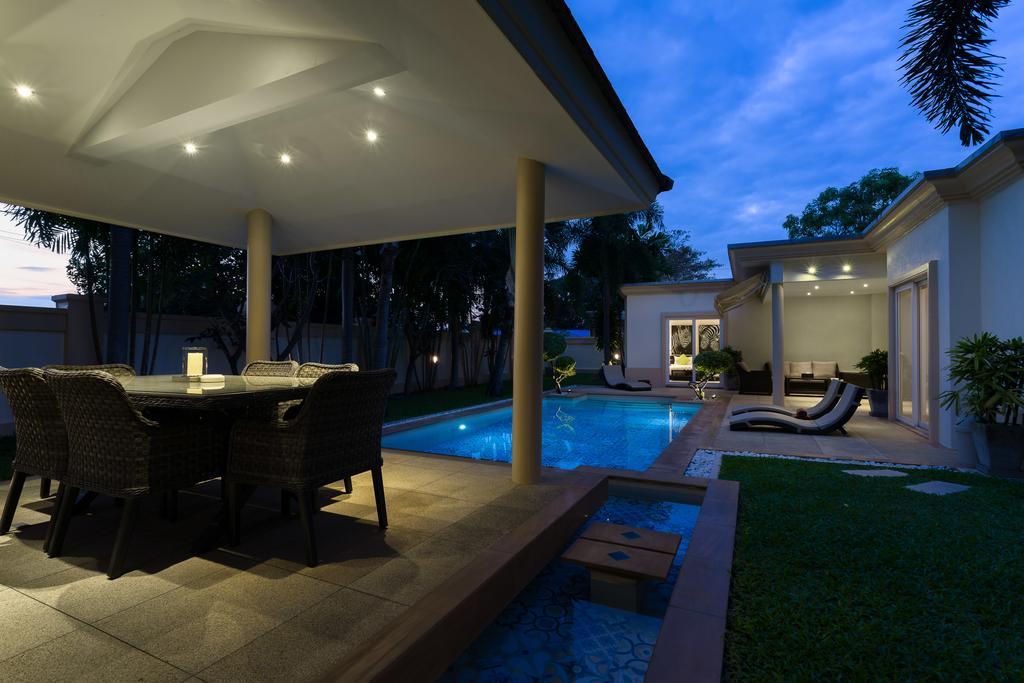 Luxury Pool Villa 3Br 6-8 Persons (Adults Only) Pattaya Εξωτερικό φωτογραφία