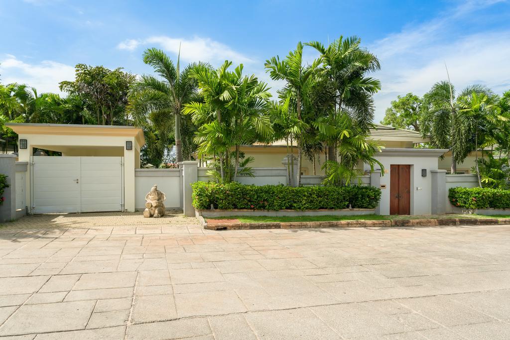 Luxury Pool Villa 3Br 6-8 Persons (Adults Only) Pattaya Εξωτερικό φωτογραφία
